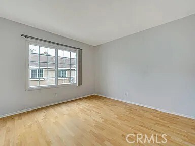 Building Photo - 3867 Thorncroft Ln