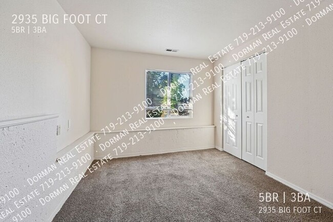 Building Photo - 2935 Big Foot Ct