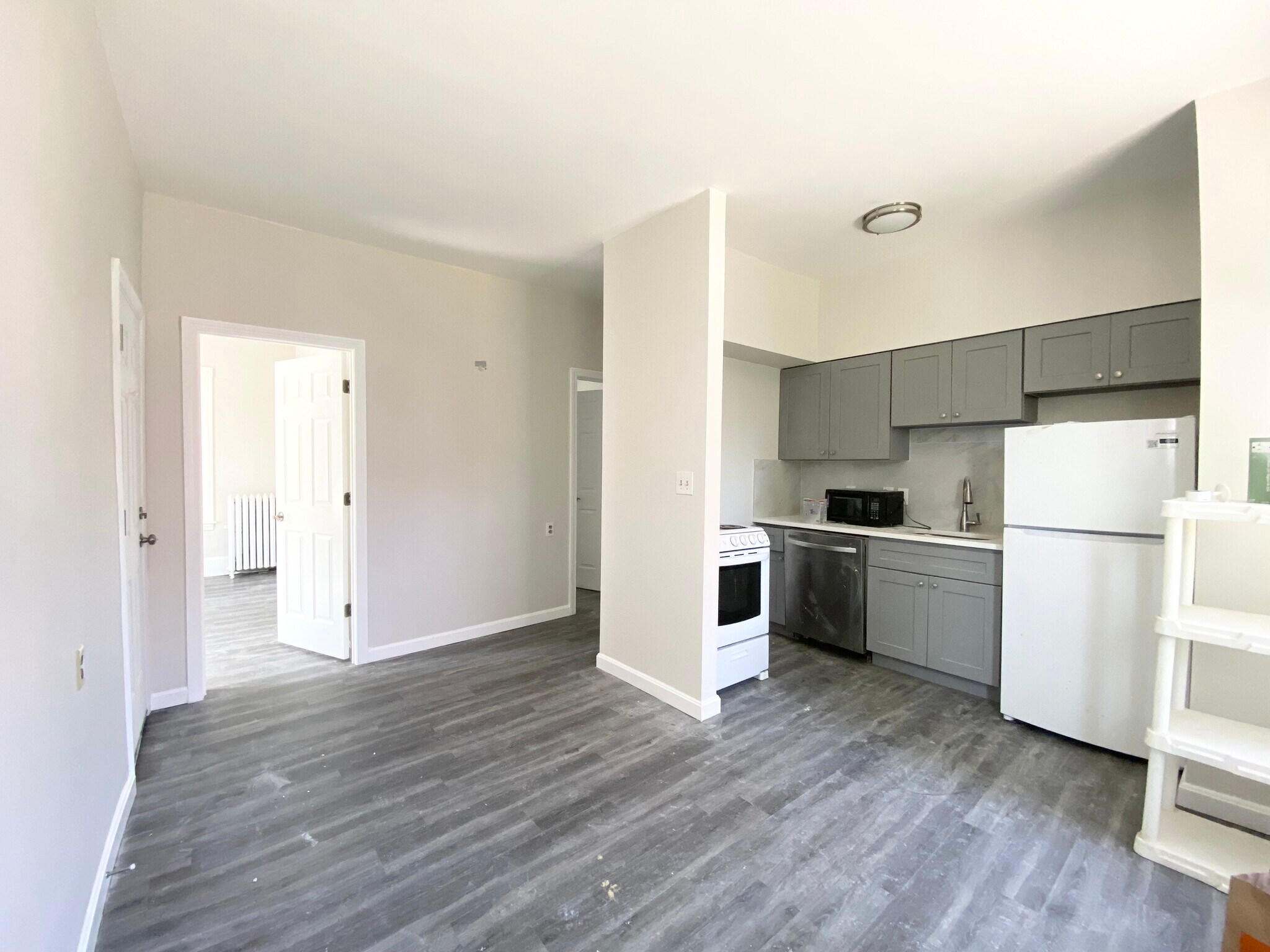 Building Photo - 189 Whitwell St
