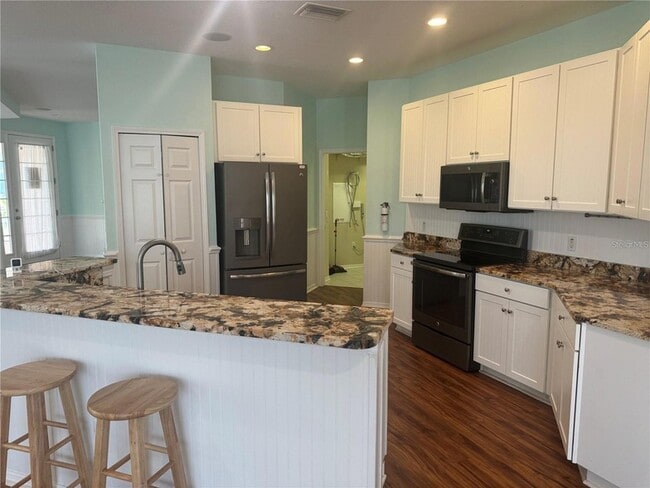 Building Photo - 5714 Tides Pl