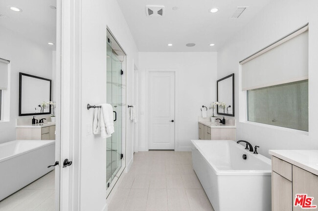 Building Photo - 20601 Overlook Ct