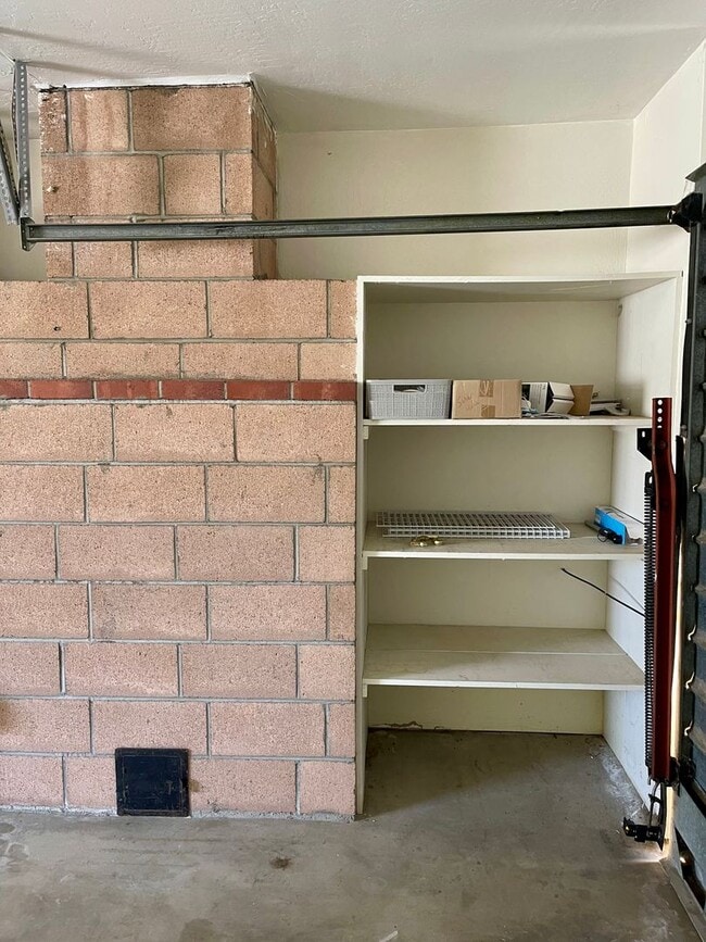 Building Photo - Charming 2B/1B Home in Atascadero