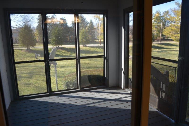 Screen Porch - 6926 Avery Road