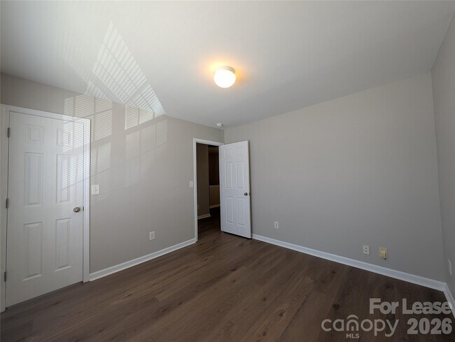 Building Photo - 11307 Breezehill Ln