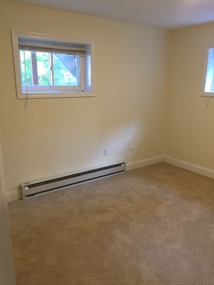 Bedroom - 19 Homestead St