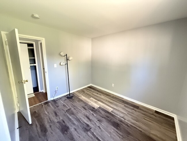 Building Photo - 4718 Kessler Dr
