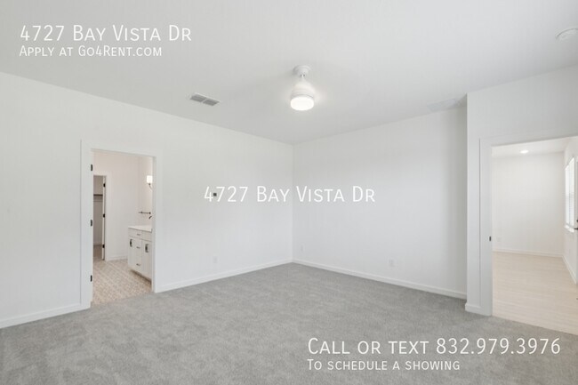 Building Photo - 4727 Bay Vista Dr