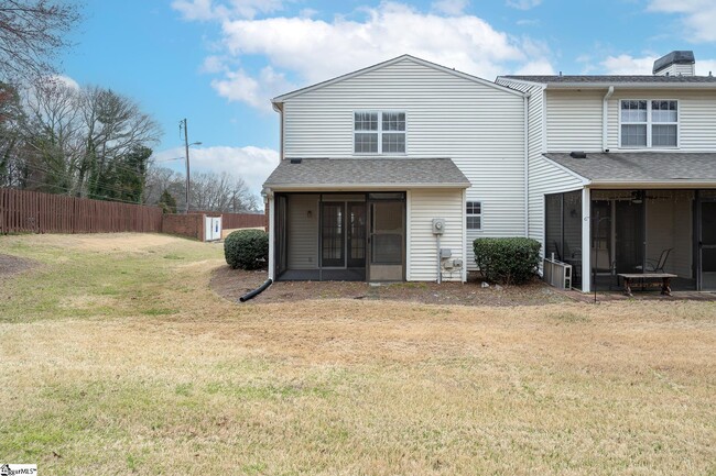 Building Photo - 97 Jamestowne Way