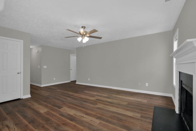 Building Photo - 107 Yaupon Ct