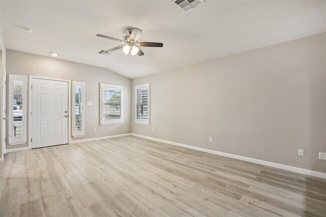 Building Photo - 4937 Hartson