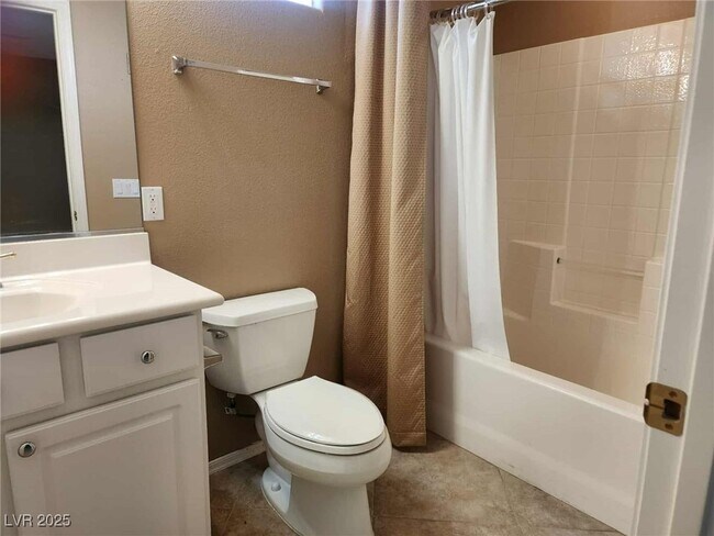 Building Photo - 2934 Maffie St