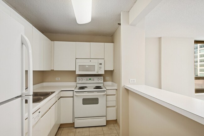 Building Photo - 440 N Wabash Ave