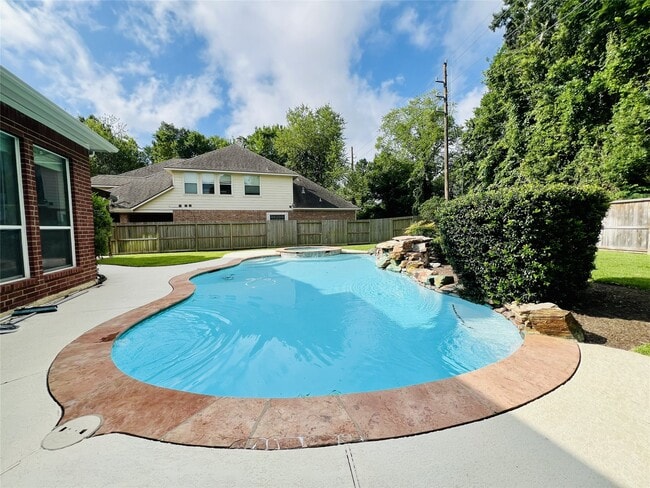 Building Photo - 23703 Banning Point Ct