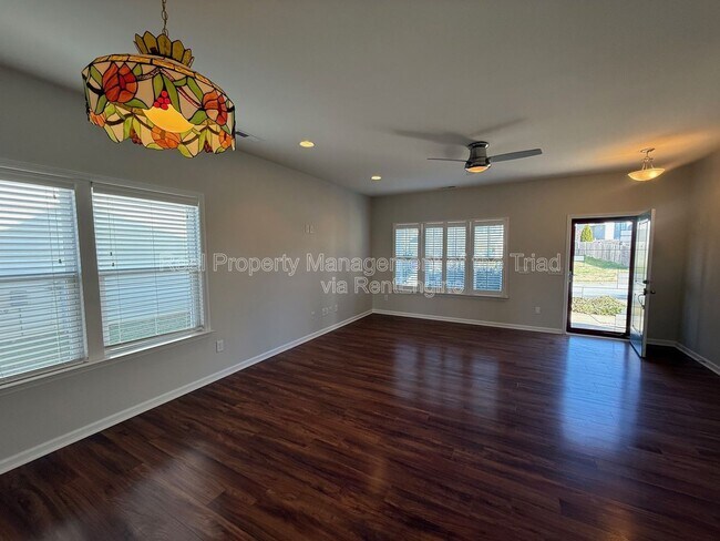 Building Photo - 5012 Shorthorn Way