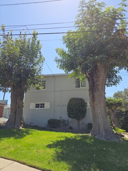 Building Photo - 2616 crestmoore pl