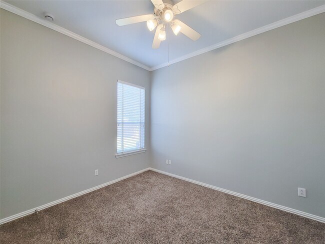 Building Photo - 14322 Darmera Ct