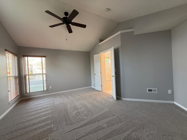 Master Bathroom - 1st floor - 6560 Brier Lake Rd