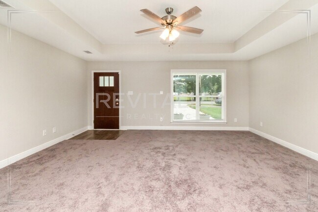 Building Photo - HALF-DEPOSIT SPECIAL! New Construction 3/2 Home in Heart of Mobile!