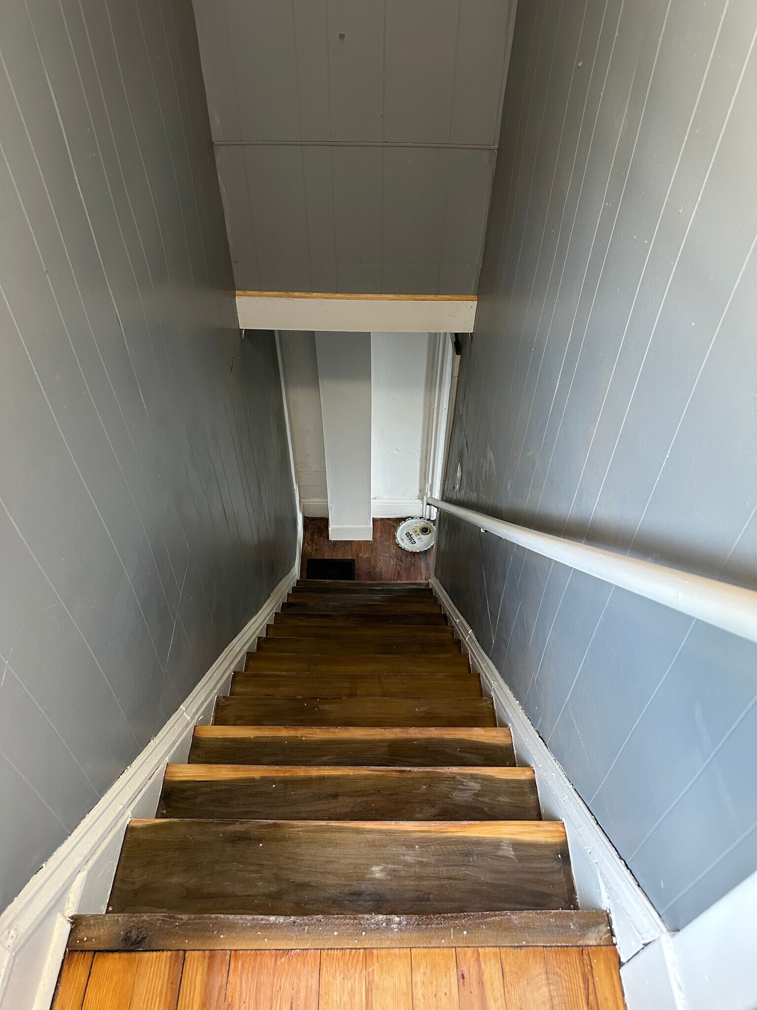 Building Photo - 1127 Wallis Ave