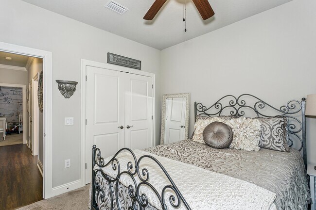 Building Photo - 9013 Timber Ln