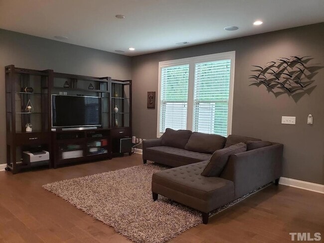 Building Photo - 419 Alamosa Pl