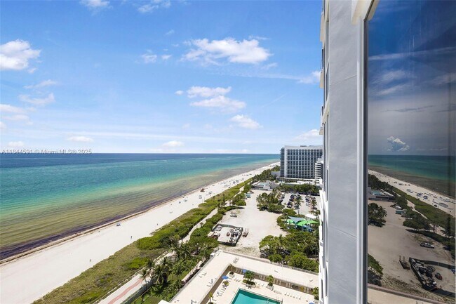Building Photo - 4775 Collins Ave