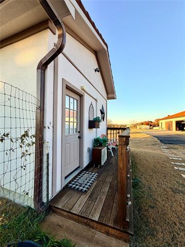 Building Photo - 925 Honeysuckle Ln