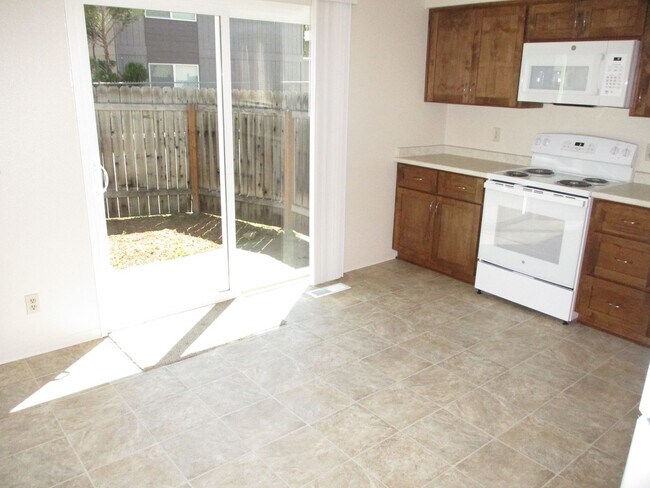 Building Photo - 36-2-1