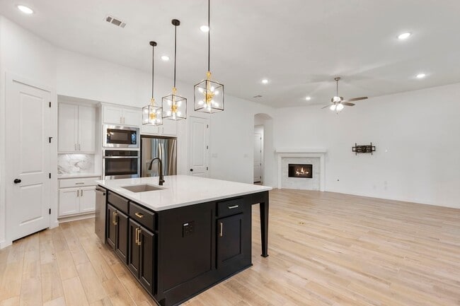 Building Photo - 108 Salvia Star Ct