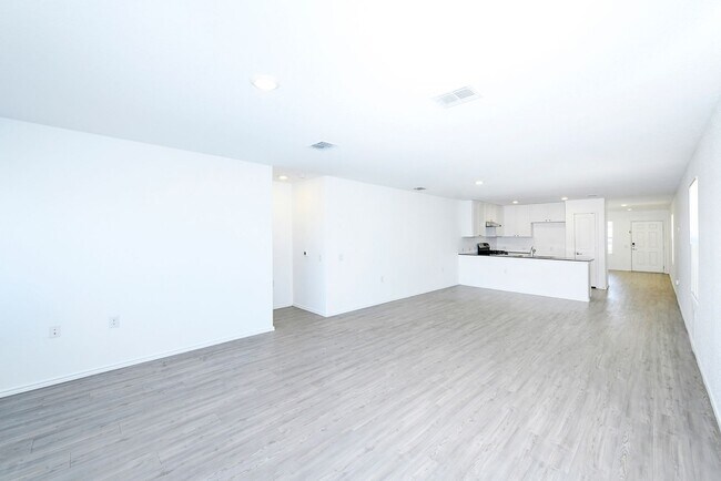 Building Photo - SA- Texas A&M Area / Vida Subdivision