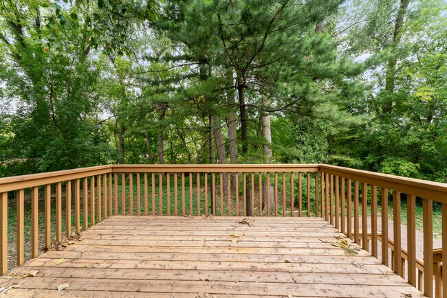 Building Photo - 1437 Wisconsin Ave N