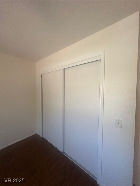 Building Photo - 9709 Blue Bell Dr