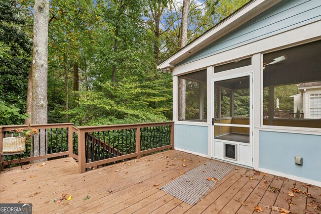 Building Photo - 3740 Ashford Point