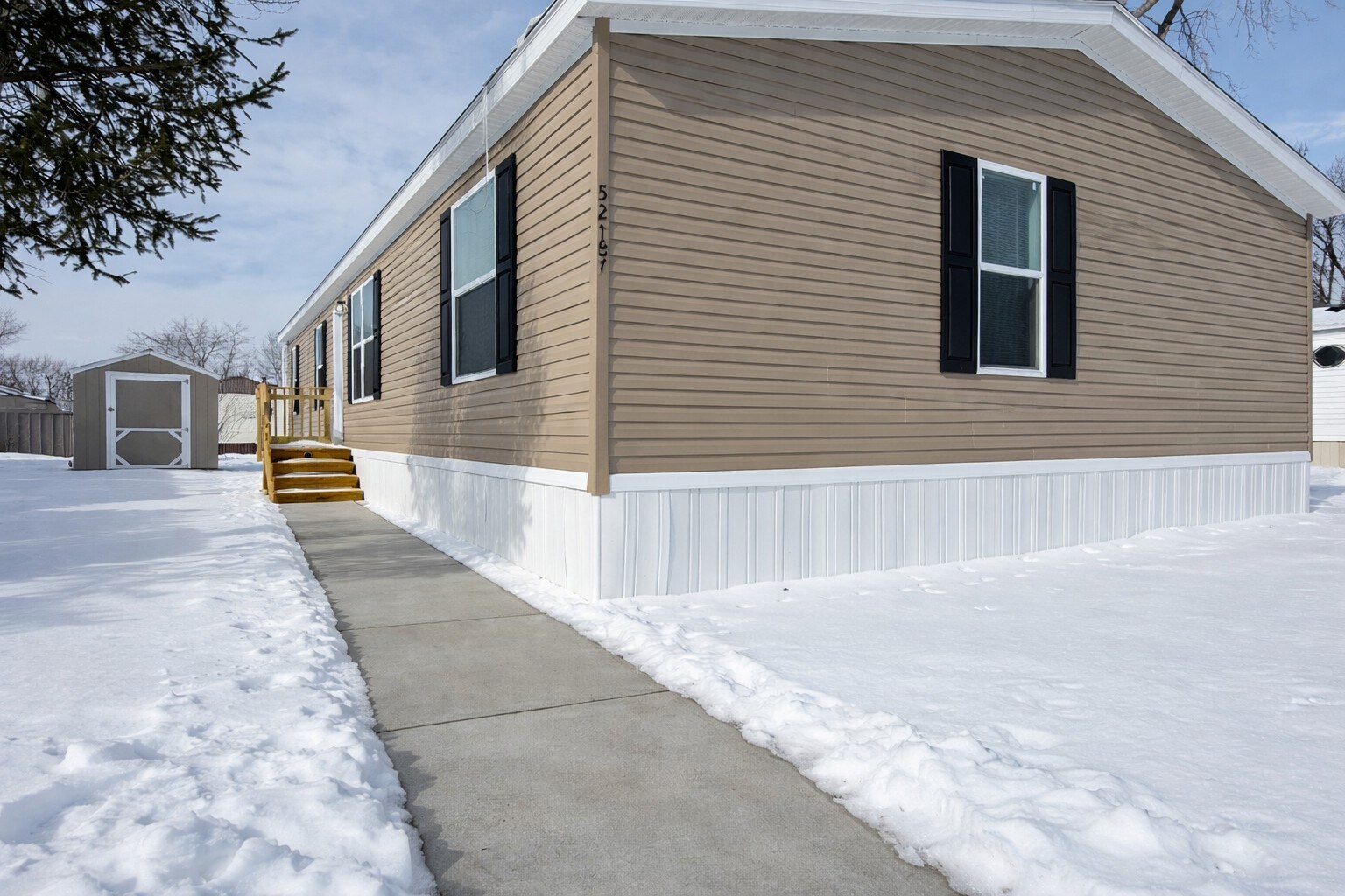 Building Photo - 52167 Williamsburg Ln