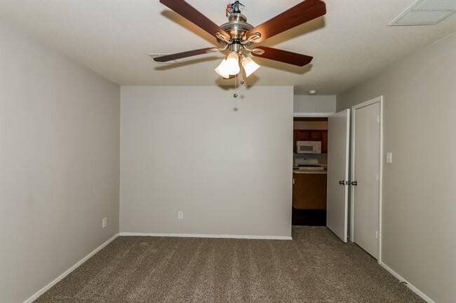 Building Photo - 20824 Patriot Park Ln