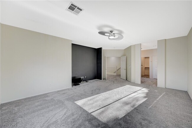 Building Photo - 57 Voltaire Ave