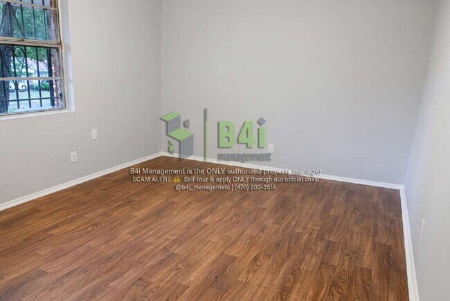 Building Photo - 3025 Sprucewood Dr