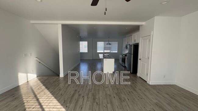 Building Photo - 386 Willow Leaf Rd