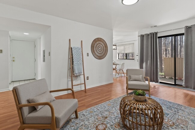 Building Photo - 6071 Majors Ln