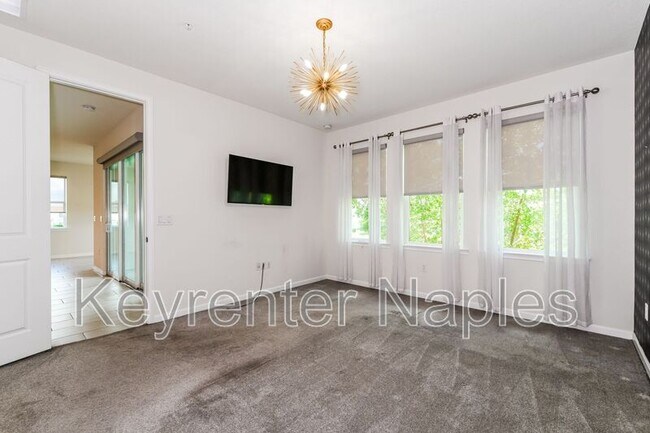 Building Photo - 4721 Arboretum Cir
