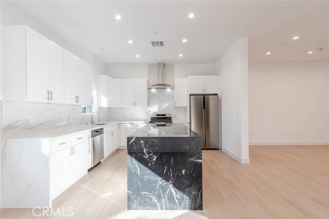 Building Photo - 6850 Ranchito Ave