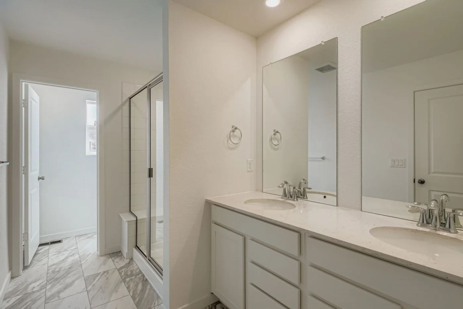 Building Photo - 6699 Juniper Dr