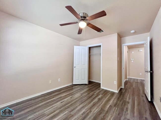 Building Photo - 4922 Celtic Cor