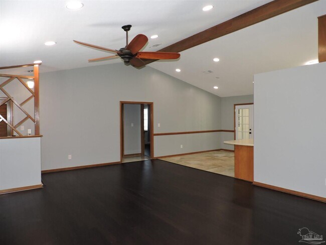 Building Photo - 1270 Palisade Rd