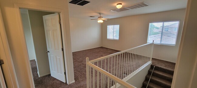 Building Photo - Copper Basin 3 bedroom 2.5 bath