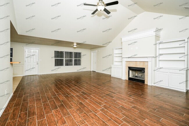 Building Photo - 9706 N 98th E Ave