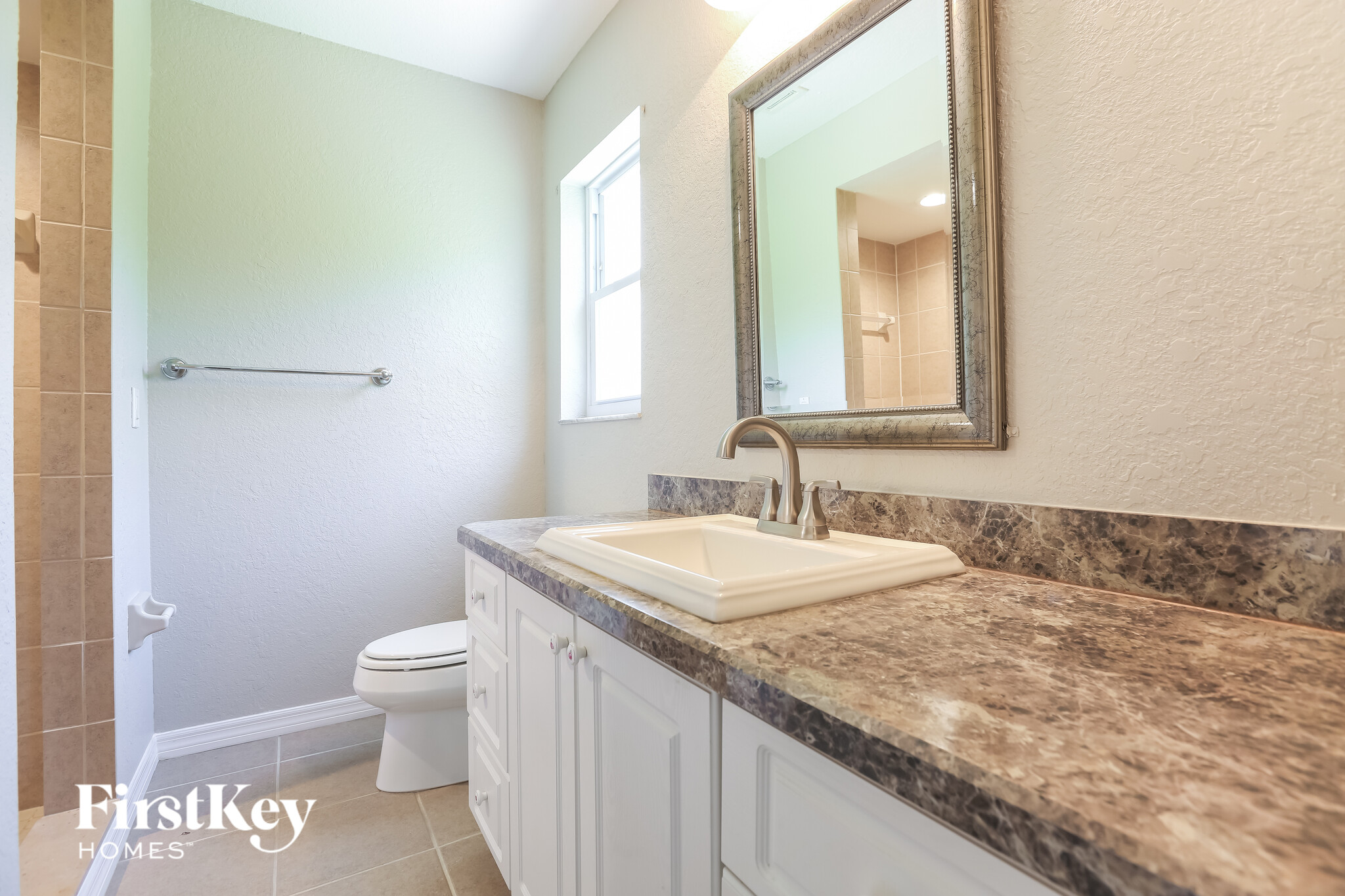 Building Photo - 1138 Presque Isle Dr