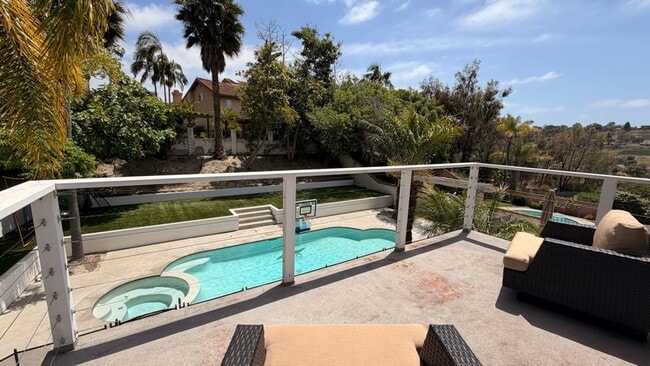 Building Photo - Luxury 4 bd in Carlsbad with Pool with AC