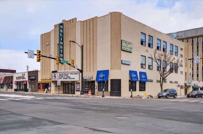 Building Photo - 1107 S Walter Reed Dr