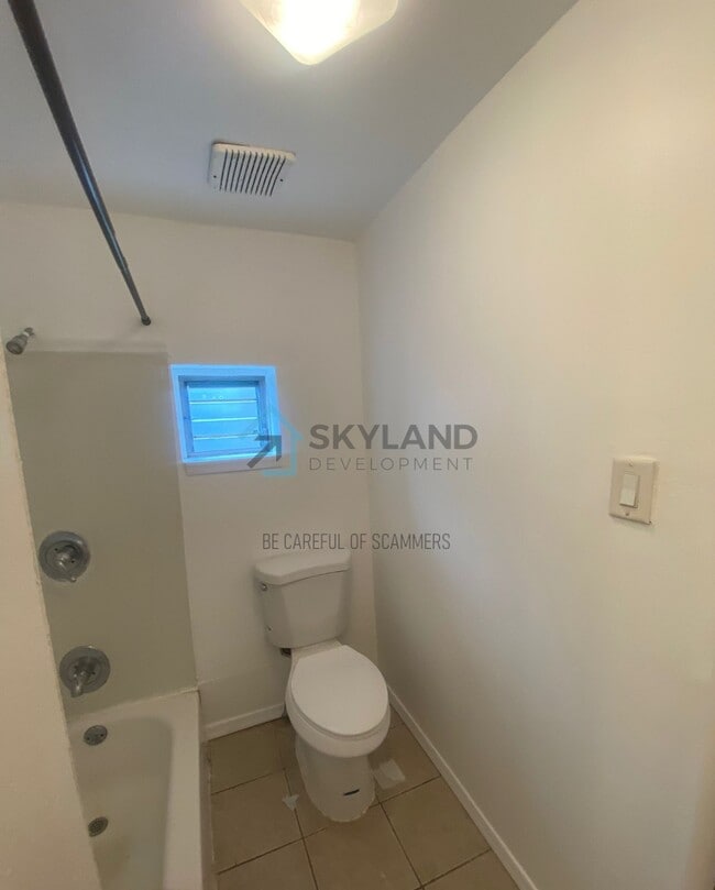 Building Photo - 5011 Jackson St